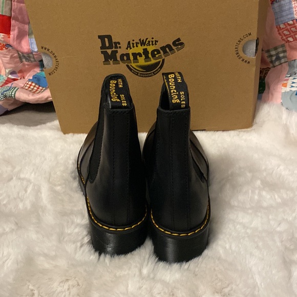 Dr. Martens Rometty BLACK BURNISHED WYOMING BOOT / 23917001 - Picture 11 of 15